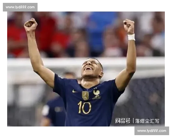 姆巴佩自述：拒皇马因不做替补，巴黎七年终成传奇