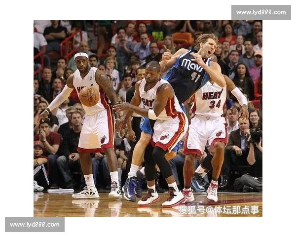 热火鏖战小牛焦点对决星光碰撞引爆联盟关注常规赛巅峰之夜走势前瞻 热火鏖战小牛焦点对决星光碰撞引爆联盟关注常规赛巅峰之夜走势前瞻