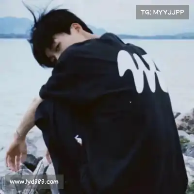 蓬盈冉